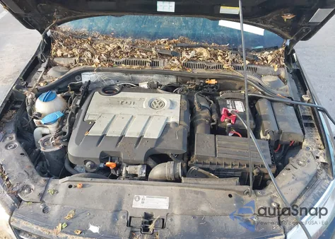 2013 Volkswagen Jetta 2.0L Tdi from USA, damaged, VIN 3VWLL7AJXDM356072